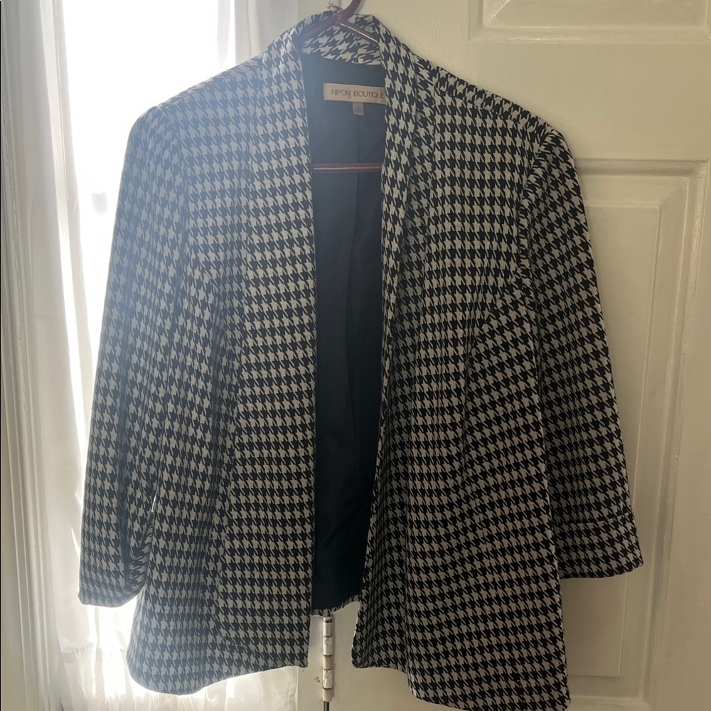 Nipon Boutique Black and White Houndstooth Blazer